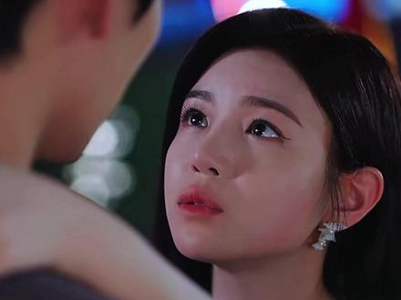 经过各种磨难,两人终于走在了一起 #狙击蝴蝶#影视解说#陈妍希#周柯宇#狙击蝴蝶到底给我下了什么