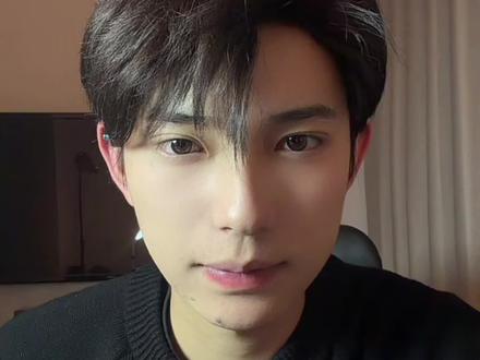 谢谢你们对我的喜欢 特别谢谢 我会加油的!