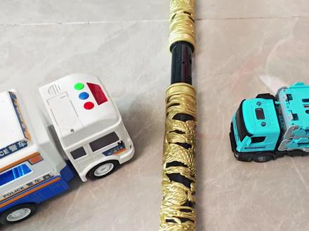 警车大检查!#警车儿童动画视频 #汪汪队立大功 #益智动画 #小汽车玩具 #小孩子的快乐总是那么简单