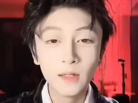 “你跟个妖精一样”
#琦少