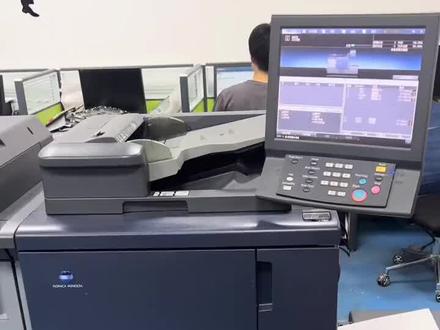 #复印机耗材 #图文设备 #图文快印 #办公设备 这个是柯美C1070-C2070-C3070系列定影经典维修案例,有如何清除定影器代码、测量保险、测量灯管、检测恒温器是否好坏。