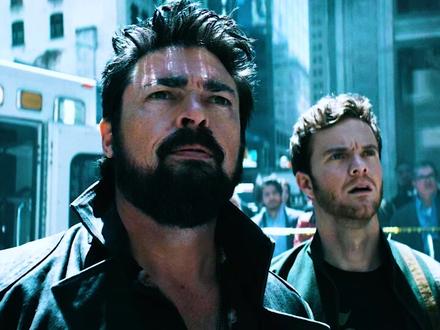 为什么士兵男孩能把祖国人按在地上摩擦!两个低配到底谁更强 #黑袍纠察队 #祖国人 #士兵男孩