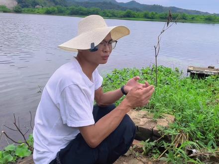 第一次出现这种鱼霸窝,啥情况🤣🤣🤣#夏天一起钓鱼 #爱生活爱钓鱼