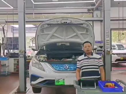 风行景逸S50维修动力电池,更换电芯#在岳阳
#新能源汽车维修
#免拆治理烧机油
#汽车保养与维修