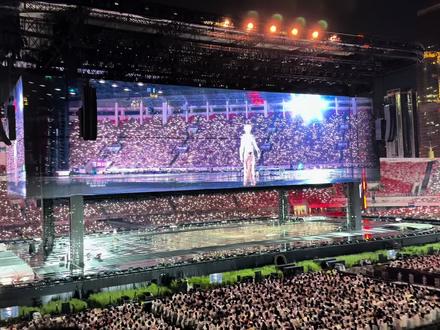 全世界最好的薛之谦,全场大合唱《演员》#薛之谦 #薛之谦广州万兽之王演唱会 #真诚才是必杀技