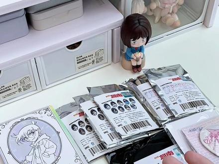 简直逆天欧气! #名侦探柯南 #盲抽 #拆卡 #电子谷美 #二次元