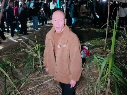 惊险又刺激 成功拿捏 #小汪汽车 #偷甘蔗 #甘蔗