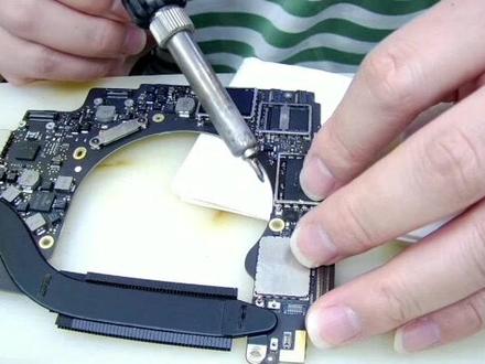 MacBook proA1706内存和硬盘同时升级,速度不知道怎么样😂#苹果笔记本电脑升级 #内存升级 #硬盘升级 #苹果笔记本维修 #华强北苹果笔记本维修