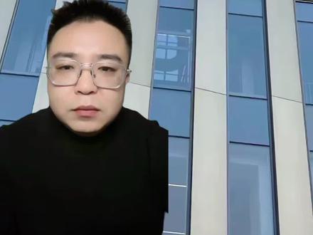 快手昨天被黑了,大量直播间在播放🔞的内容#快手 #黑客 #少儿不宜