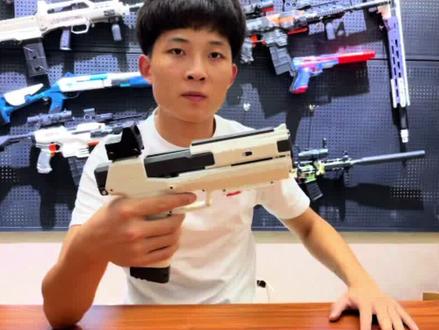 心心念念的壁虎软弹发射器她终于来了!!!#软弹枪 #软弹枪玩具 #壁虎 #玩具 #儿童玩具 #男人的玩具 #抖音 #抖音热门