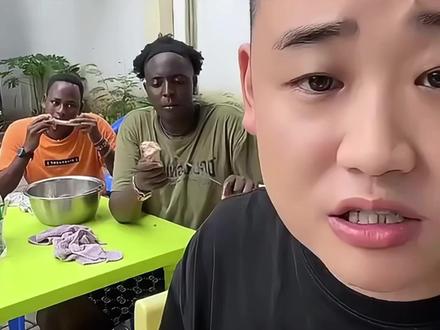 闹闹给三木升职,现在事大管家了 闹闹给三木升职,现在事大管家了 #姜闹闹非洲十年 #姜闹闹三木 #姜闹闹 #姜闹闹海外十年 #姜闹闹海外
