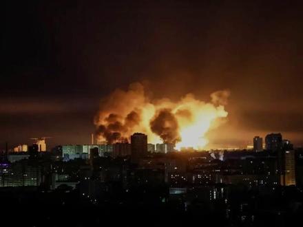 俄罗斯再不留情,导弹无人机专炸基辅的电力和暖气 #俄乌冲突