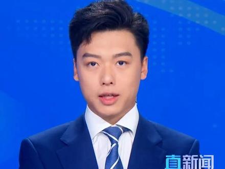 不卖烤肠的山不要爬。这听起来像段子,但背后的道理,还真有点意思。#户外运动 #登山 #淀粉肠 #户外 #主播直说