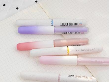 用了蛋蛋中性笔,字也能变得可爱吗#蓝果蛋蛋笔 #蛋蛋中性笔 #文具控 #中性笔 #可爱文具