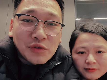 你们现在手里目前从事的生意怎么样?是什么原因让你看上了贵金属?#白银 #白鱼 #黄金