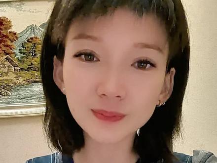 #母亲节快乐 #妈妈 #我想你了
妈妈节日快乐,愿您在另一个世界,
无忧、无病,只有宁静与安好。
而我会一直带着您给我的光,继续前行……