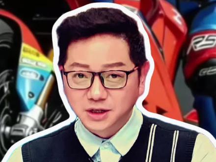 不论凯越还是张雪谁先夺冠不重要,重要的是中国制造越来越尖端!#抖音小助手dou上热门 #摩托车世界冠军 #摩托车比赛 #中国赛车加油 #张雪