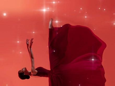 舞蹈功底不够技术来凑,都不想练基本功😄哈#摄影师自拍舞蹈写真 #万能的摄影师 @PS #舞蹈摄影写真