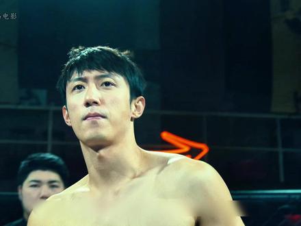 黄景瑜关晓彤新剧《岁月有情时》早走的妈,私奔的爸,意外老去的 奶奶,一夜之间他成了孤儿 #岁月有情时 #黄景瑜 #关晓彤 #王天辰 #贾冰