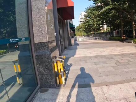 大家说说,华润万象城外卖小哥能不能进? #跑腿小哥 #跑腿 #外卖小哥无所不能
