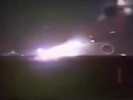 1998年9月10日 晚23时07分 上海虹桥机场 东方航空公司 麦道MD-11型客机迫降 真实视频。