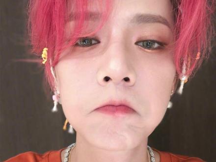 鹿晗 路都走不稳了 鹿晗 路都走不稳了 #鹿晗 #路都走不稳了