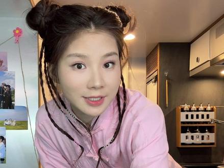 张白鸽和父亲煮饺子给老外吃!#张白鸽 #羊奶洗面奶 @张白鸽🕊️