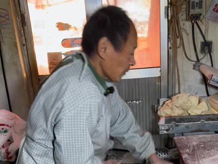 非遗美食莒南大饼制作全过程#回老家才有的人间美味 #非遗美食 #莒南大饼 #莒南锅饼 #临沂美食