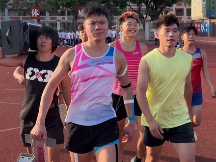 当班里的体育生复读体测时 体育生复读体测… #体育生 #校园生活