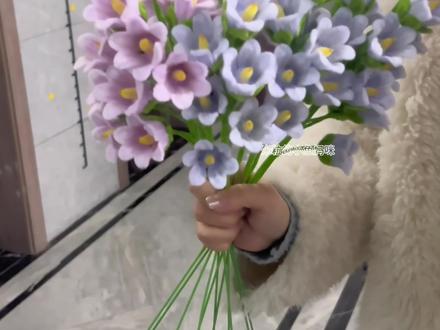 这个简单,快做|【风铃花】扭扭棒教程来咯 还有什么漂亮的花花呢?#扭扭棒的100种玩法 #手工花束 #扭扭棒教程#风铃花 #我的手工日常