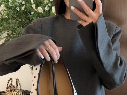 波点鞋的穿搭 滴滴3位 #舒适感拉满的极简ootd #今天穿什么 #超好看鞋子推荐 #极简穿搭