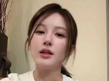 诡秘2025年最后一天的总结和2026年会有新剧!有可能会参加综艺!有新代言!!#赵露思 #2026你好出色 #赵露思直播