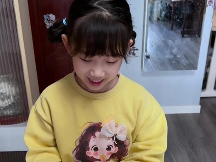 春节你们也一定要回家看看咱爸妈#阿嬷 #周林枫 #卫生纸画唱 #恬恬笑 #请大家欣赏我的卷纸巨作