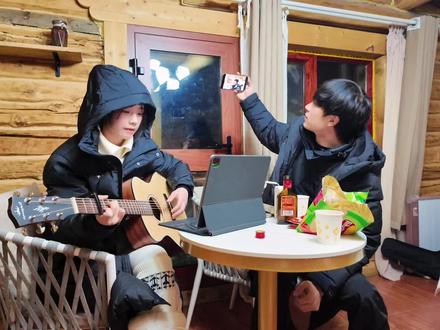 人与人之间的羁绊不是注定的,是撞出来的
#阿勒泰 #番茄鸡蛋 #韩子夜 #我吃番茄了