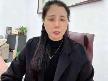 4S店能否单方面终止那些免费的附随服务? 新闻中提到店家曾提出“更换门店、折现保养券”的方案。这其实就是对附随服务(吃饭/充电)和核心服务(保养)进行切割处理,是一种务实的解决方案。但目前看双方也没能达成调解。#比亚迪车主庞先生260次就餐#比亚迪#济南律师#薅羊毛