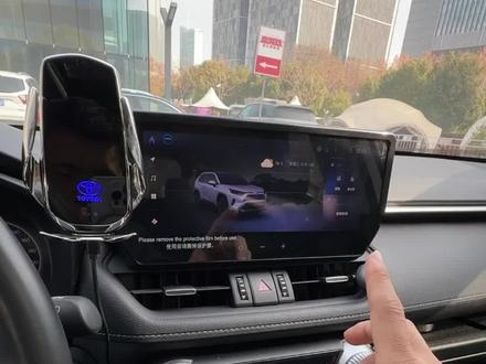 我不是最后一个知道的吧,荣放还有隐藏的唤醒词小艺小艺,各位车友试试吧#荣放#丰田#rav4