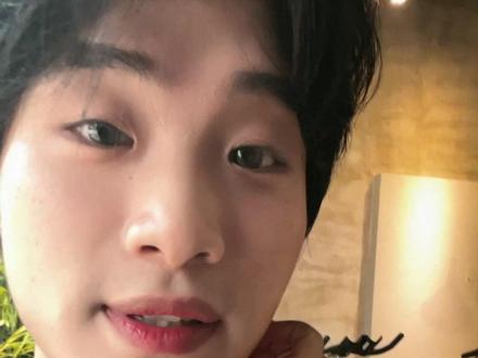 你觉得你们之间的火花算什么呢#火花 #友情 #关系