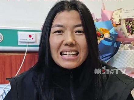 11月20日,#荒野求生选手冷美人报平安 :我重生了!此前参赛第37天因营养不良晕倒退赛,修整一周后,肉眼可见圆润了不少,此前打结的“石头”头发也已变得乌黑柔顺。#冷美人 #荒野求生