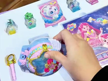 奇妙萌可第六季中文版闪耀流星宝盒,质感超级好,颜色好好看,功能全新升级,可调节摄像头拍照#奇妙萌可第六季 #流星宝盒 #闪耀流星 #萌可玩具 #儿童玩具