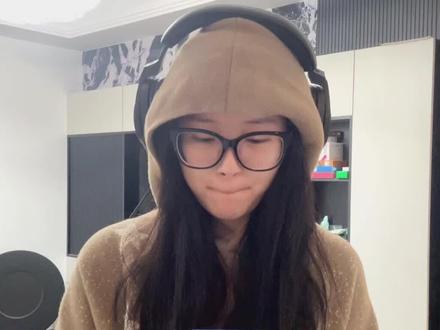 第一天听vs第一天之后的每一天 #周杰伦#那天下雨了 #爱琴海 #乡间的路 #唱歌