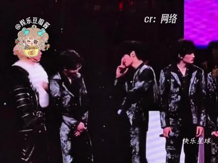 七匹狼中途出去吃个火锅也无妨了 #荣耀之战 #七匹狼 #荣耀之战结果 #TOP登陆少年#TF四代