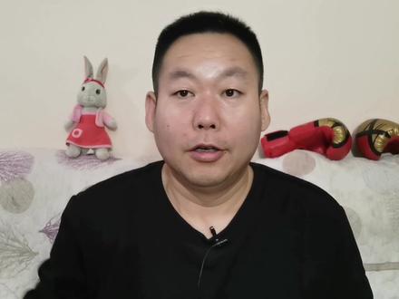 又是谣传?糖尿病人老王听糖友说大蒜降糖,吃完烤大蒜后啥结果?