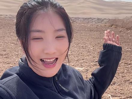 中国沙漠零距离的县城 欢迎大家来鄯善县#鄯善 #小羊与世界 #库木塔格沙漠