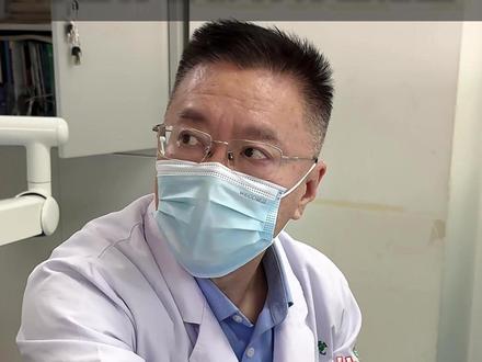 警惕牙周炎!牙周炎越来越年轻化,牙槽骨严重吸收就连种牙也无望!
#牙周炎 #种植牙 #口腔健康 #牙周健康 #齐鲁医院张士杰
