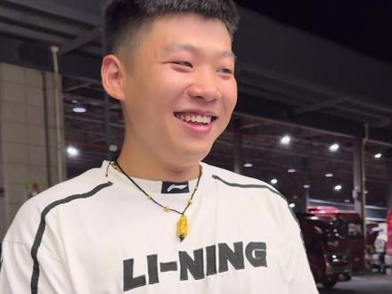 凌晨三点突击水果市场 看看果二代们都在干什么#金华#00后