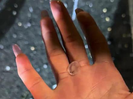 武汉突然下冰雹,大家极端天气出门一定要注意安全啊(无不良引导)#极端天气 #多地暴雨 #注意安全 #雨季 #强对流天气