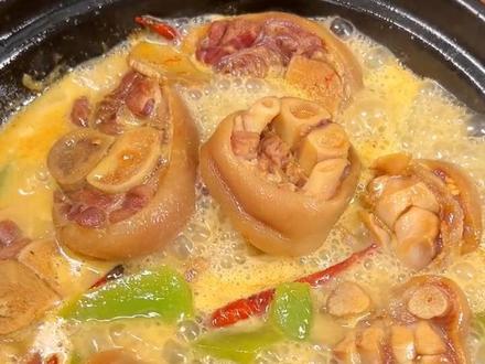 风干咸猪脚收到后这样做,软嫩Q弹,咸香下饭#风干猪脚做法 #咸猪脚 #风干咸猪脚 #教你做菜