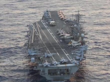 林肯号急赴中东!“闪电战”要来了吗? #林肯号航母 #闪电战 #零基础看懂全球