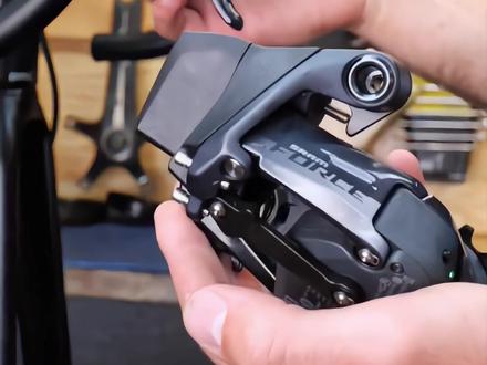 电子变速器安装#高端配件 #公路车#专业安装