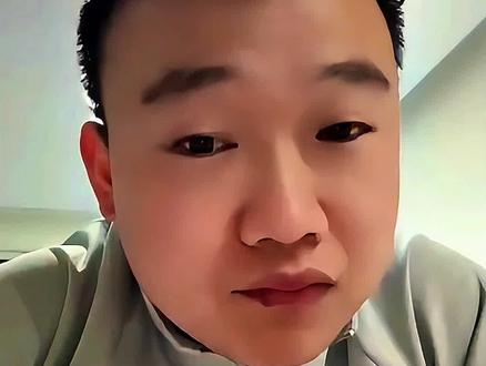 孙芊艺踹飞经纪人,注销账号连夜去三亚。#台球 #楚秉杰 #孙芊艺 #台球是一种生活 #这台球一打一个不吱声